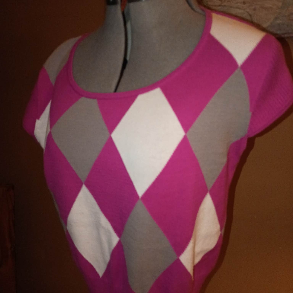 Argyle Short Sleeve Sweater Top
